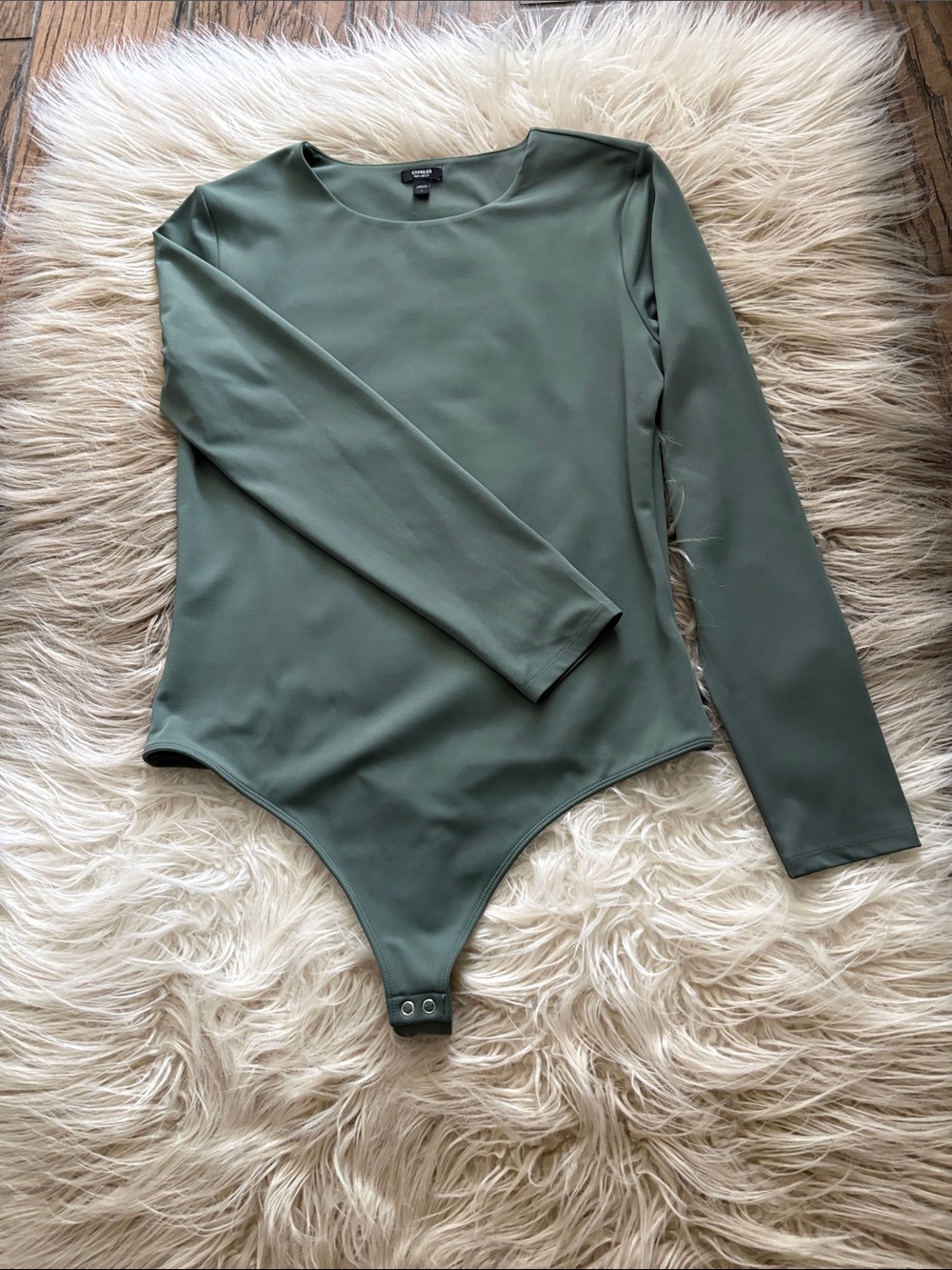 Express body contour bodysuit sz Large